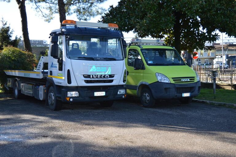 Garage serenissima & C. sas 2 soccorso stradale 768x511